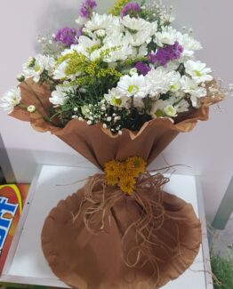 renkli papatya buket