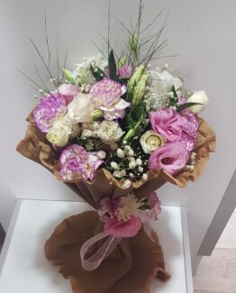 karışık kır çiçekleri buket