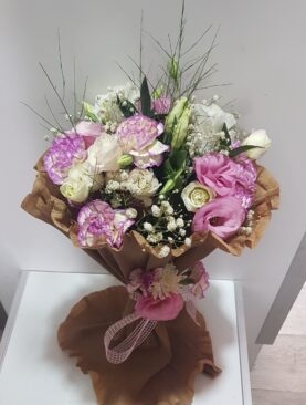 karışık kır çiçekleri buket