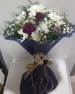 beyaz papatya renkli hüsnüyusuf buket