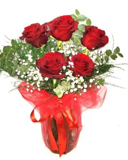 5 kırmızı gül vazo