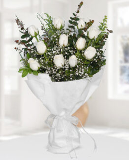 11 beyaz gül buket
