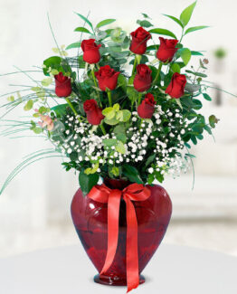 9 kırmızı gül kalp vazo