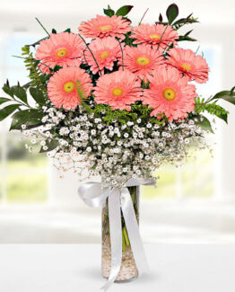 9 pembe gerbera vazo