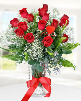 15 kırmızı gül vazo